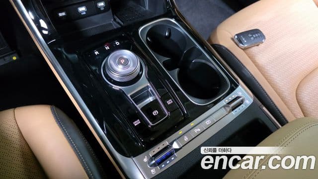 Kia Carnival 2022 — Şəkil 9/20