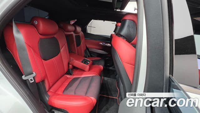 Genesis GV70 2025 — Şəkil 18/20