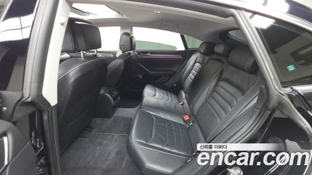 Volkswagen Arteon 2019 — Şəkil 12/20