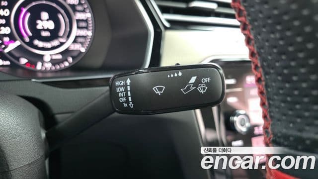Volkswagen Arteon 2019 — Şəkil 19/20