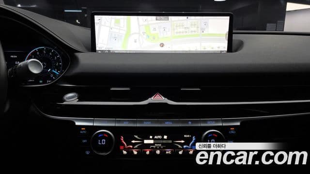 Genesis Electrified G80 2020 — Şəkil 14/20