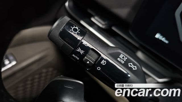 Kia Carnival 2024 — Фото 18/20