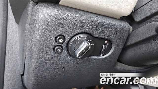 Mini Cooper Electric 2022 — ფოტო 14/32