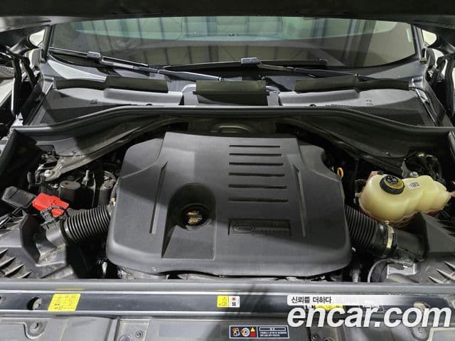 Land Rover Range Rover Sport 2024 — фото 16 из 18