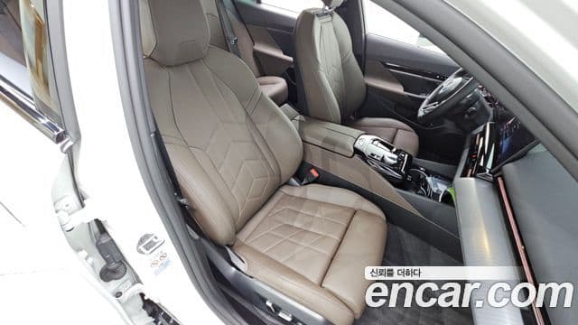 BMW 5 Series 2024 — Şəkil 12/20