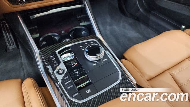 BMW 3 Series 2024 — фото 9 из 20