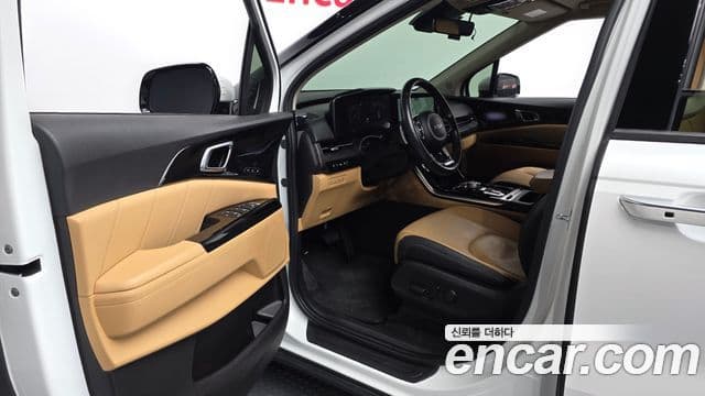 Kia Carnival 2022 — ფოტო 10/20