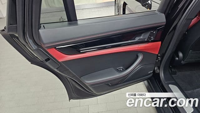 Porsche Panamera 2024 — Photo 12/31