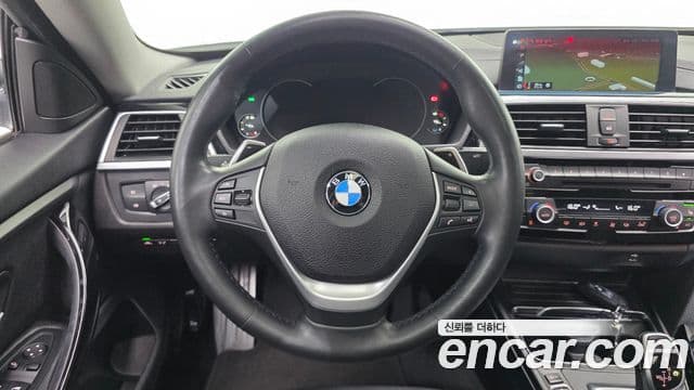 BMW 4 Series 2019 — Фото 17/20