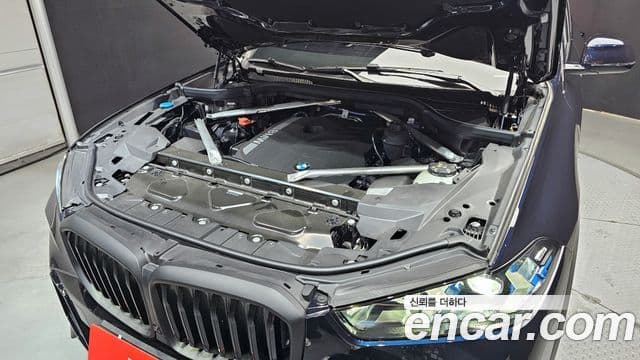 BMW X5 2025 — Photo 9/32