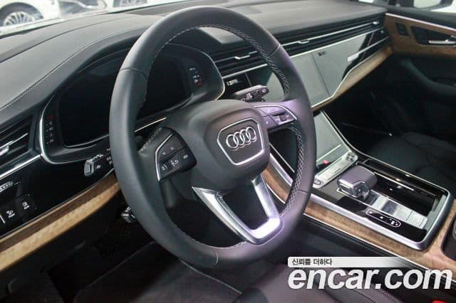 Audi Q7 2025 — Şəkil 12/20