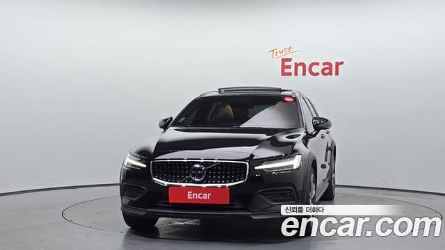 Volvo V60 Cross Country 2020 — Şəkil 3/20
