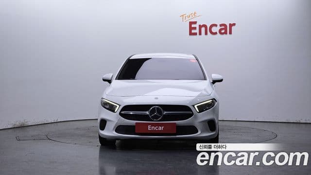 Mercedes-Benz A-Class 2020 — Фото 3/20