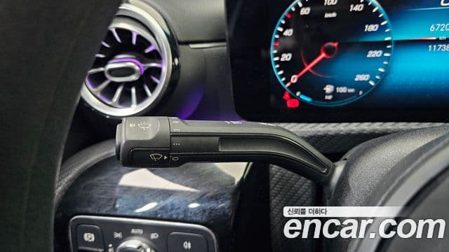Mercedes-Benz A-Class 2020 — Фото 19/20