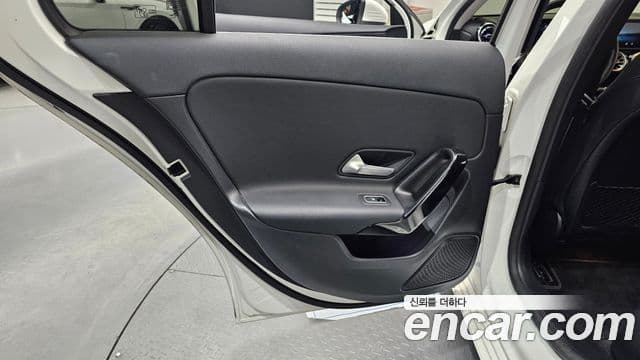 Mercedes-Benz A-Class 2020 — Şəkil 4/30