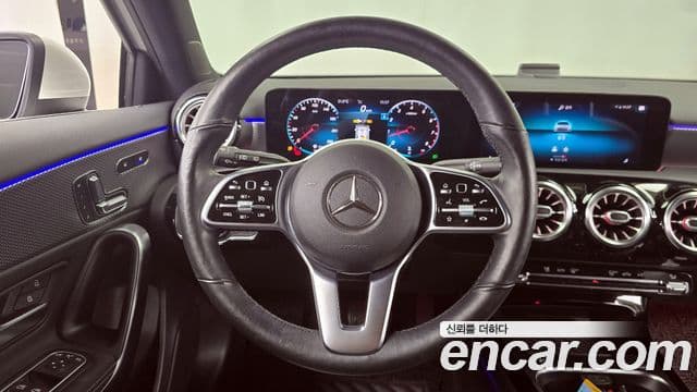 Mercedes-Benz A-Class 2021 — ფოტო 12/20
