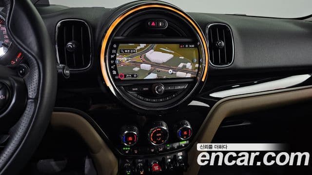 Mini Cooper SD Countryman 2020 — Şəkil 14/20
