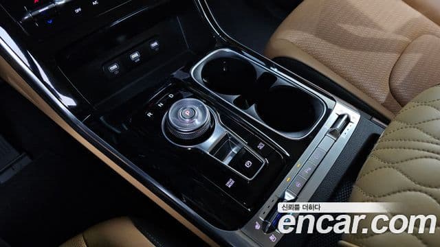 Kia Carnival 2022 — Şəkil 9/20