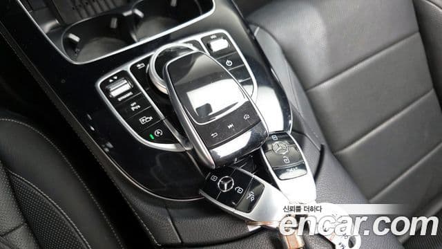 Mercedes-Benz E-Class 2019 — Şəkil 18/20