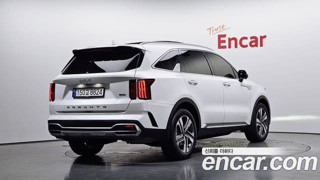 Kia Sorento 2022 — ფოტო 1/20