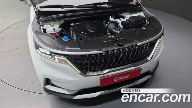 Kia Carnival 2022 — Фото 6/20