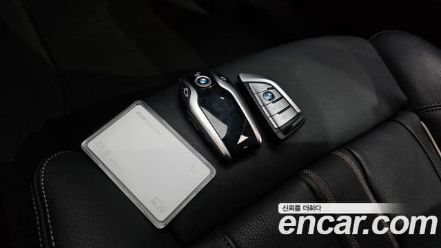 BMW 5 Series 2021 — ფოტო 16/20
