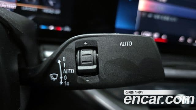 BMW X6 2024 — Photo 8/32