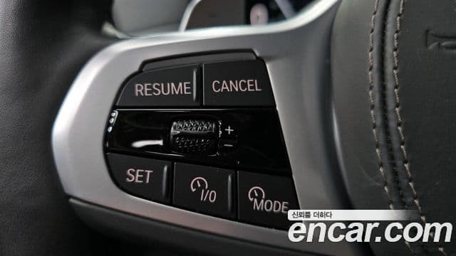 BMW X6 2024 — Photo 22/32