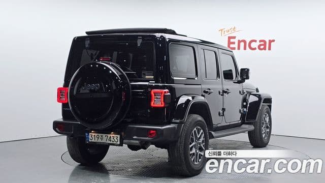 Jeep Wrangler 2021 — ფოტო 2/20