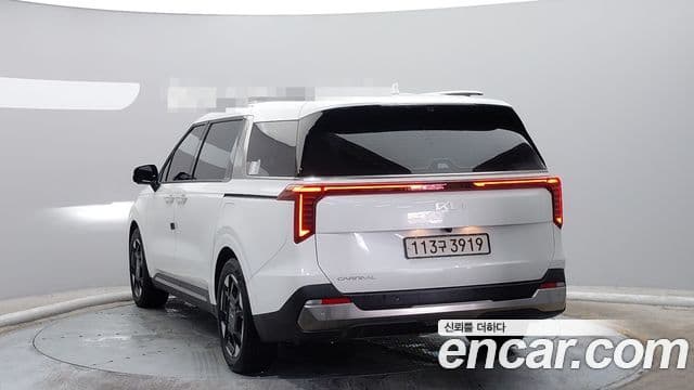 Kia Carnival, 2024