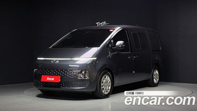 Hyundai Staria 2023 — Şəkil 1/20