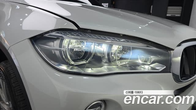 BMW X6 2018 — фото 16 из 20