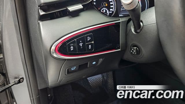 Genesis GV70 2021 — Şəkil 17/20