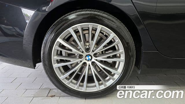 BMW 3 Series 2021 — фото 5 из 20