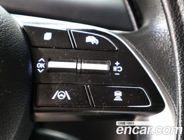 Hyundai Staria 2022 — ფოტო 17/20