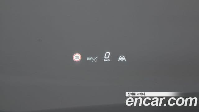 Mercedes-Benz GLC-Class 2025 — Photo 25/33