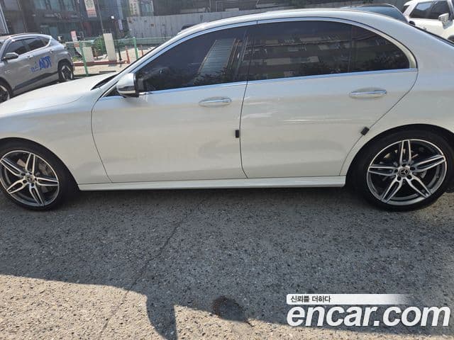 Mercedes-Benz E-Class 2020 — ფოტო 13/14