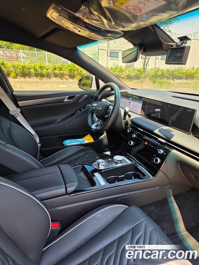 Genesis Electrified G80 2024 — ფოტო 5/8