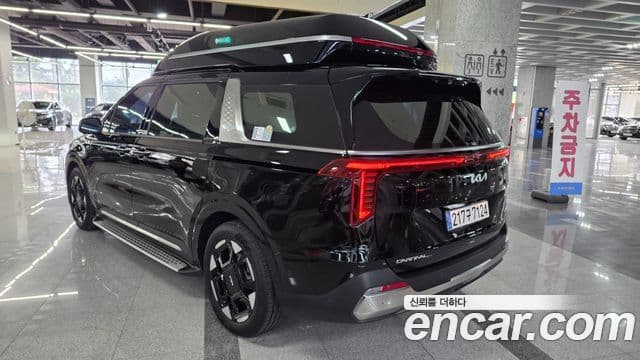 Kia Carnival 2024 — Фото 5/20