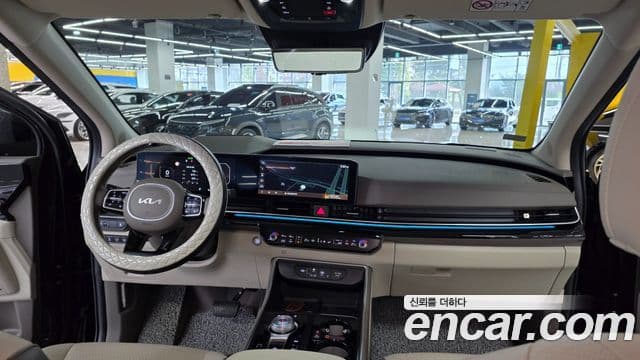 Kia Carnival 2024 — Фото 15/20