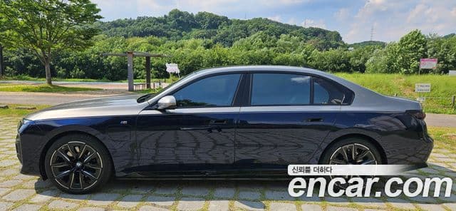 BMW 7 Series 2025 — Şəkil 2/20