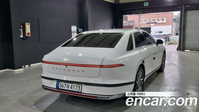 Hyundai Grandeur 2023 — ფოტო 1/18