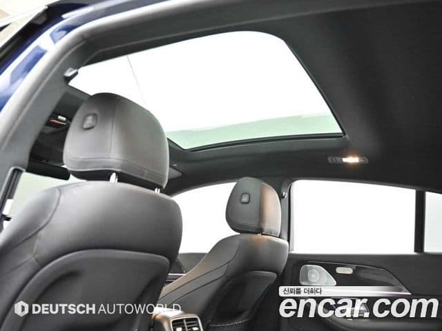 Mercedes-Benz GLE-Class 2021 — ფოტო 19/20