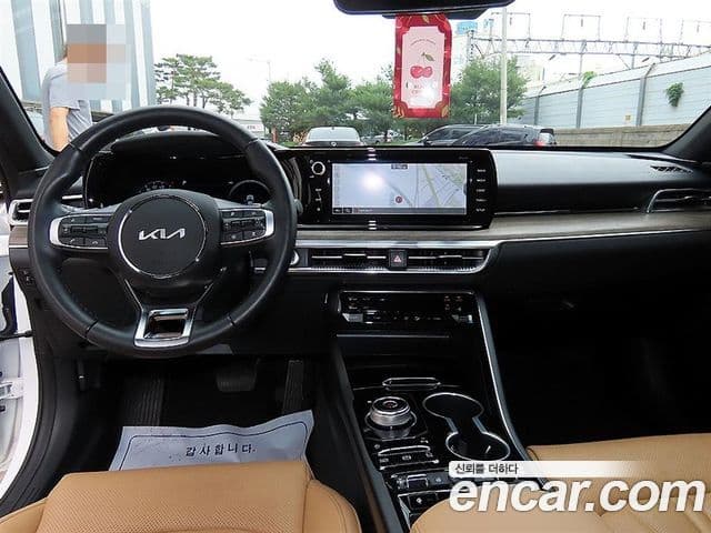 Kia K5 2023 — ფოტო 10/20