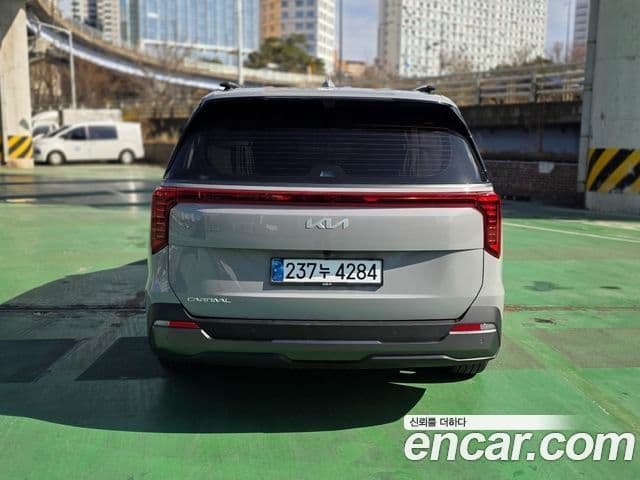 Kia Carnival 2024 — ფოტო 1/12