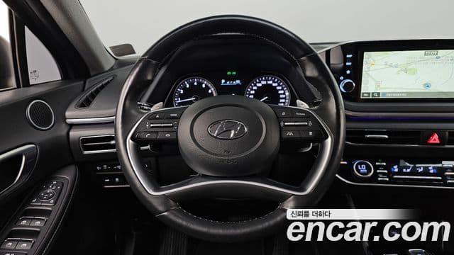 Hyundai Sonata 2023 — ფოტო 13/20