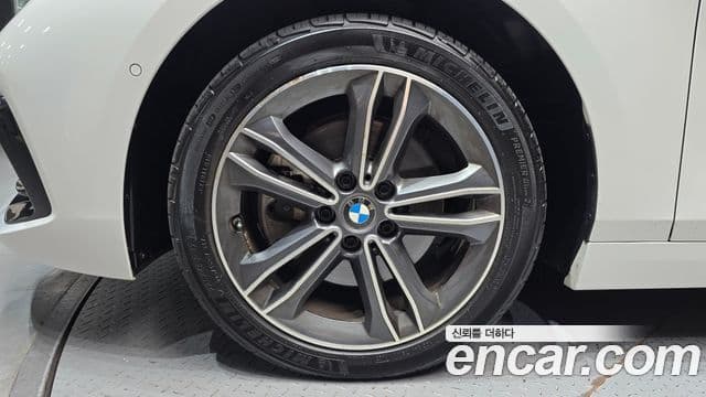 BMW 1 Series 2020 — фото 5 из 20