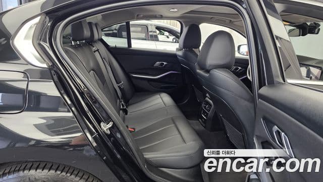 BMW 3 Series 2021 — ფოტო 12/20