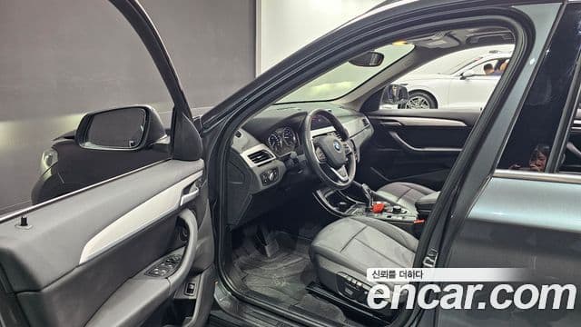 BMW X1 2020 — ფოტო 10/20