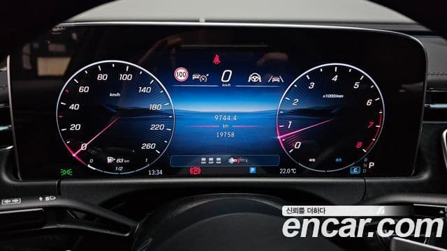 Mercedes-Benz E-Class 2024 — Şəkil 8/20